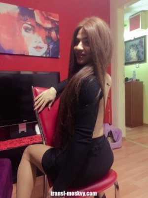 Транссексуалка Лейла